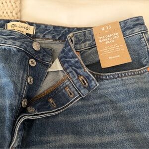 Madewell Darted Barrel-Leg Jean size 16 (33)